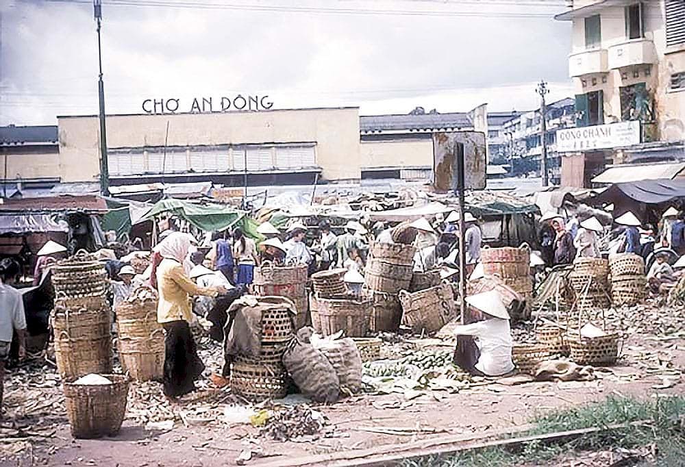 Before 1975, it served as a major commercial hub for the Chinese community in Cholon